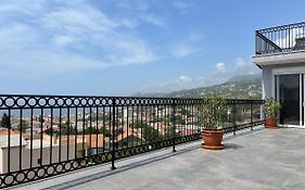Villa Roki